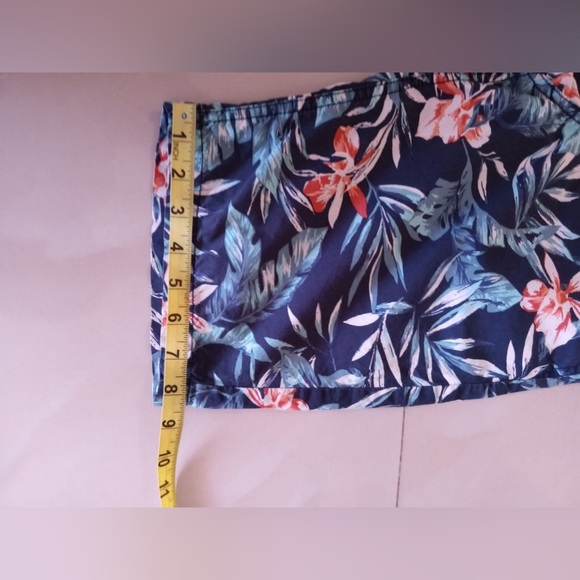 Old Navy Boys Swim Trunks Board Shorts swimsuit floral waves‎  size12 cotton - Picture 11 of 16